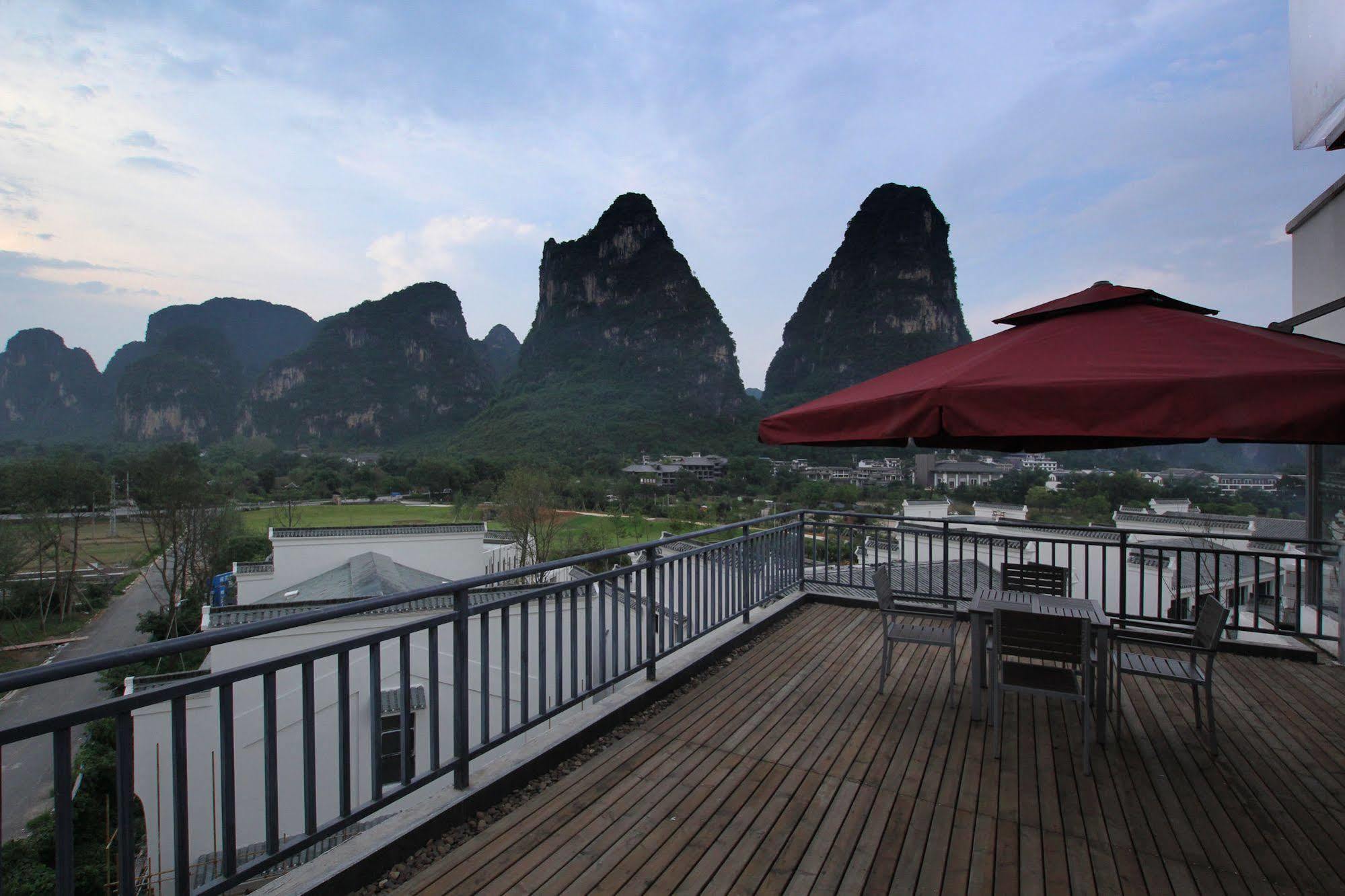 水悦龙湾酒店阳朔遇龙河十里画廊景区店 外观 照片